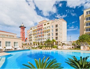 Il Campanario Hotel and pool
